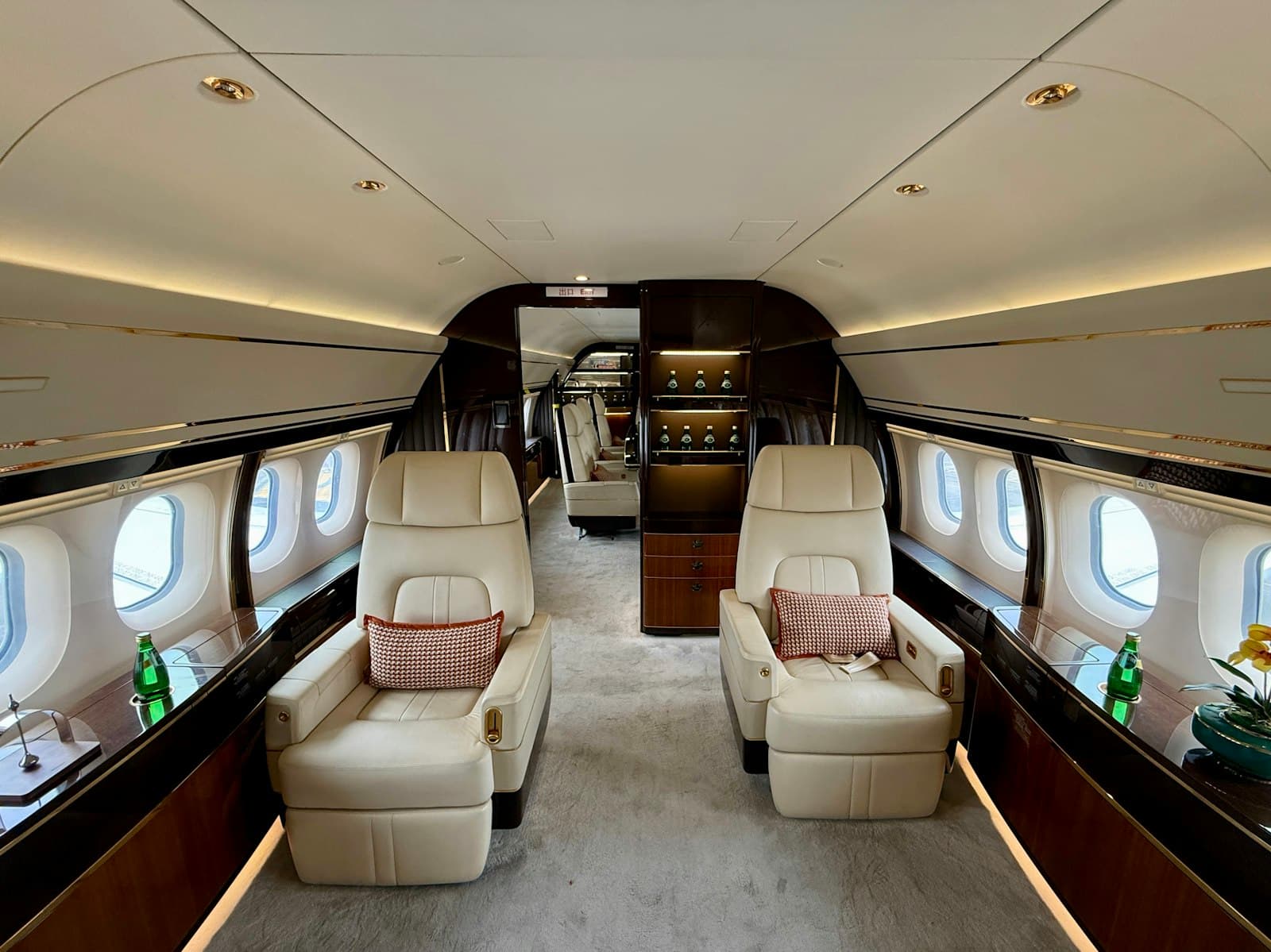 Gulfstream G550